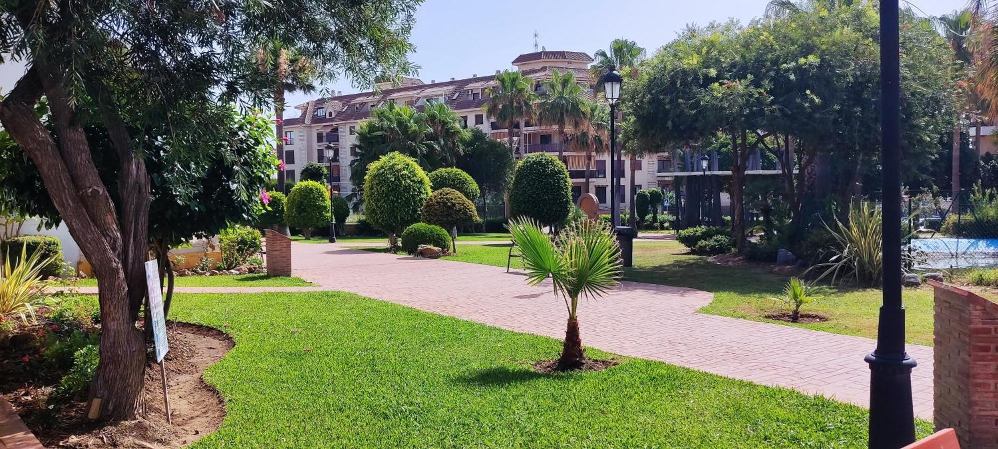 Atico - Centro De Sabinillas - Calle La Pasionaria - Сан-Луис-де-Сабинильяс Экстерьер фото